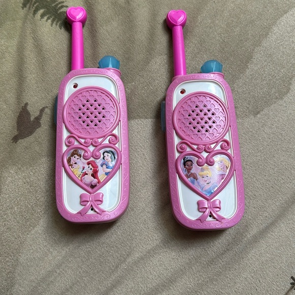 Disney walkie talkies - Picture 1 of 3